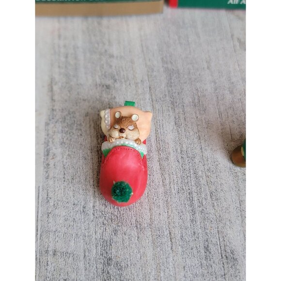 Hallmark groundhog Mouse miniature ornament Xmas set‎ - Picture 2 of 6